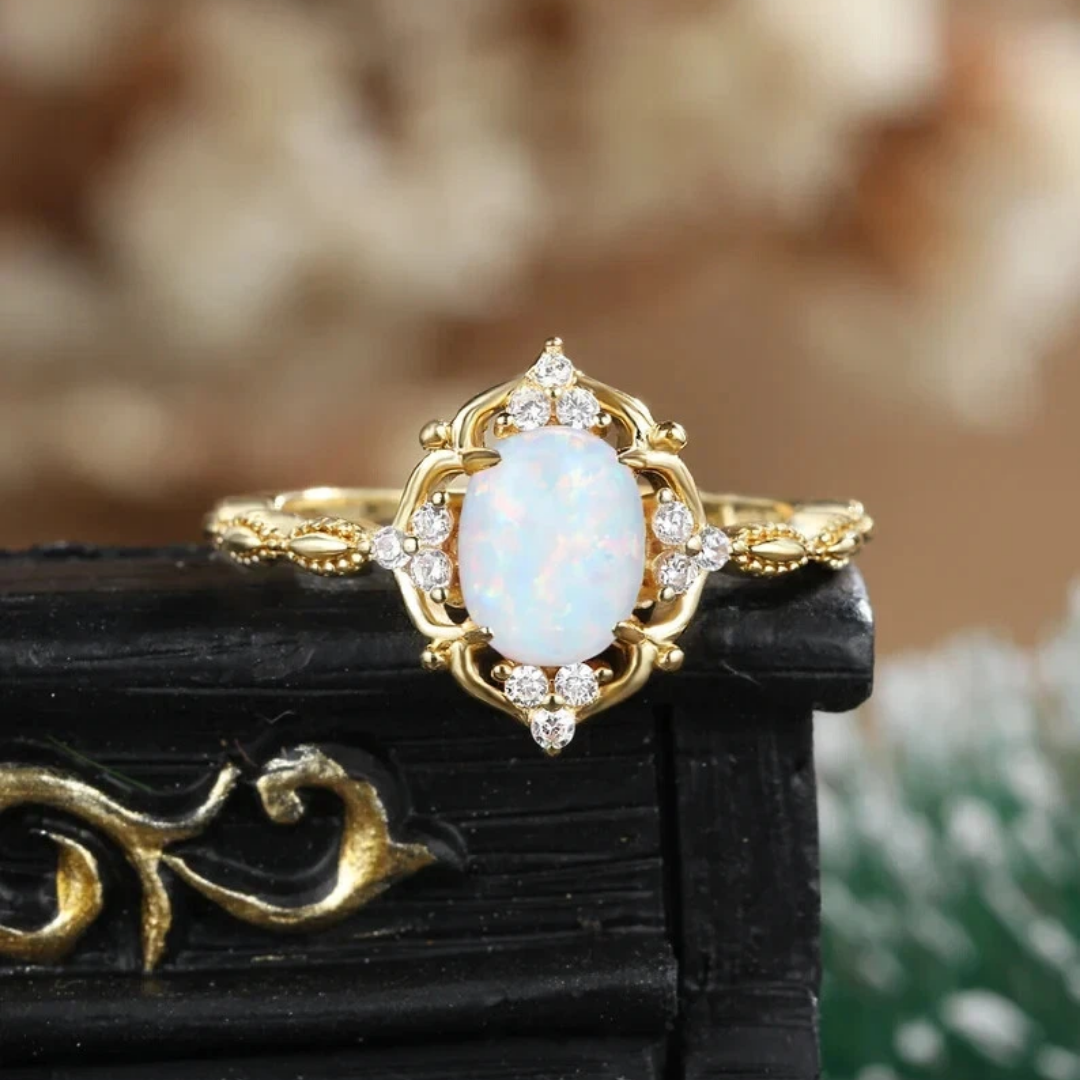 Vintage Opal Halo Gouden Ring
