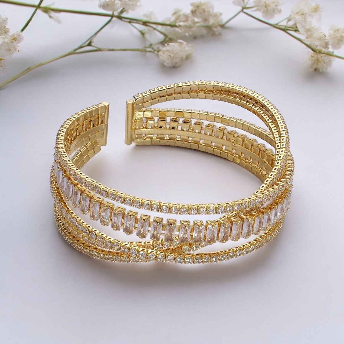 Ginevera Armband Cuff