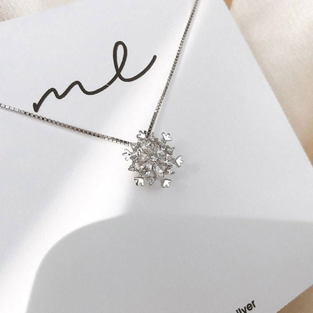 Glitterende Sneeuwvlok Kristallen Ketting in Goud en Zilver