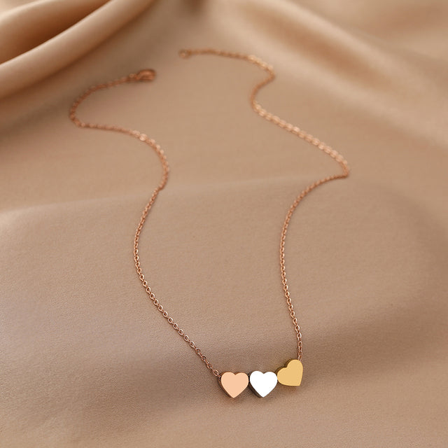 Drievoudige Hart Ketting in Goud