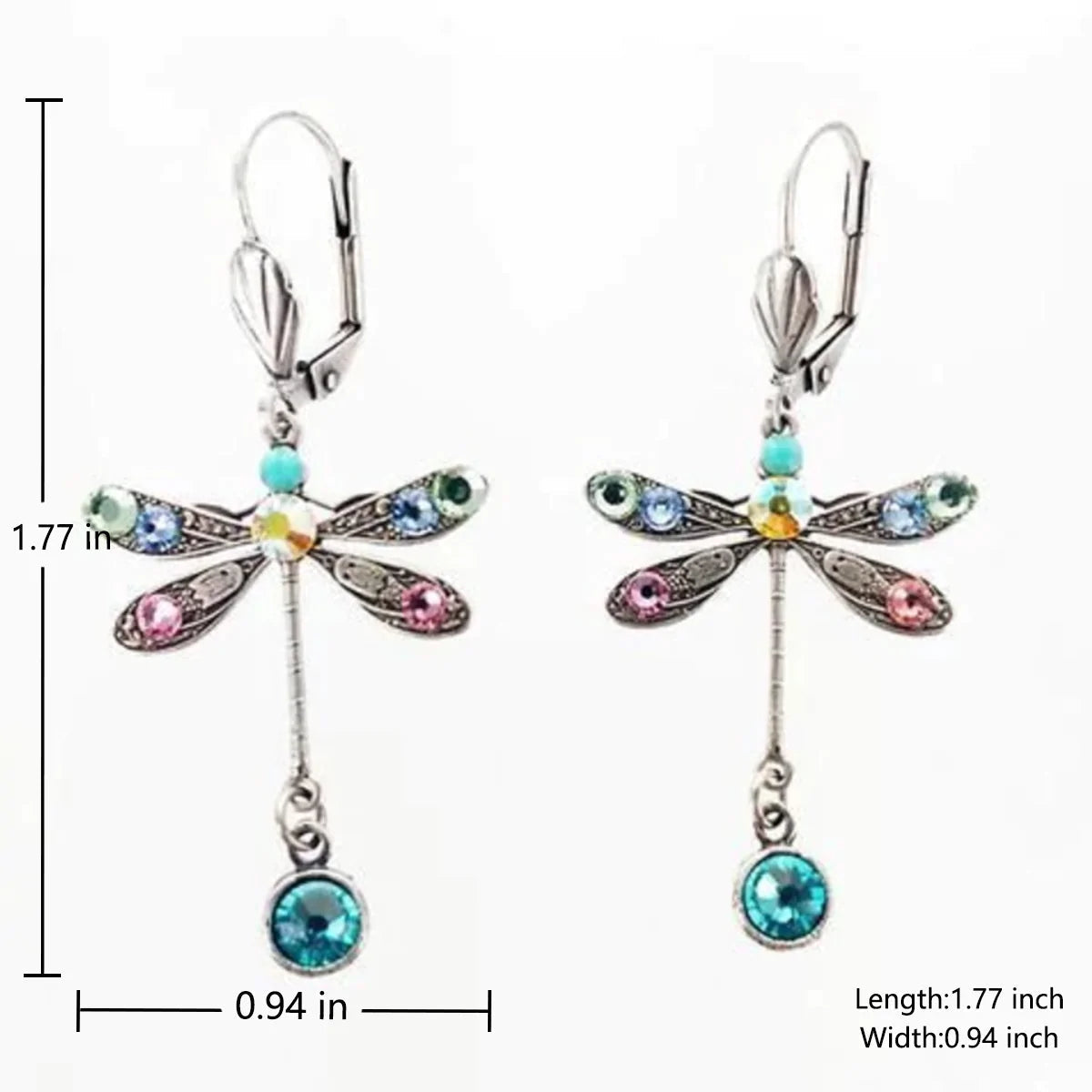 Elegante Oorbellen in de Vorm van een Gegraveerde Libelle