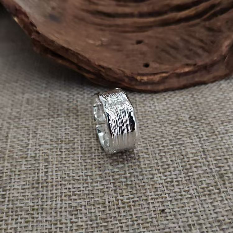 Soren | Geslagen Stijl Zilveren & Gouden Ring
