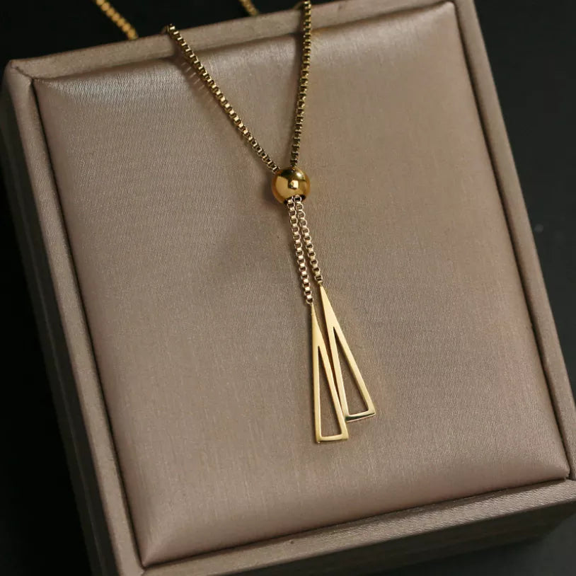 Gouden Hangertje Ketting met Kwastje