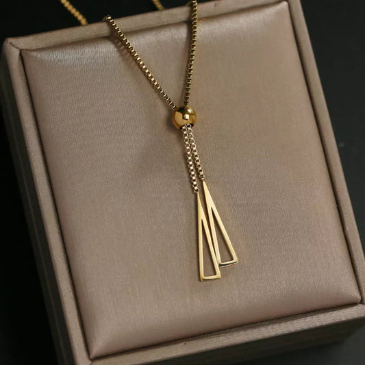 Gouden Hangertje Ketting met Kwastje