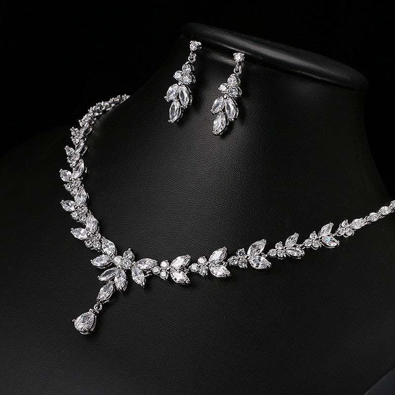 Zirconia Ketting + Oorbellen Set in Sterling Zilver