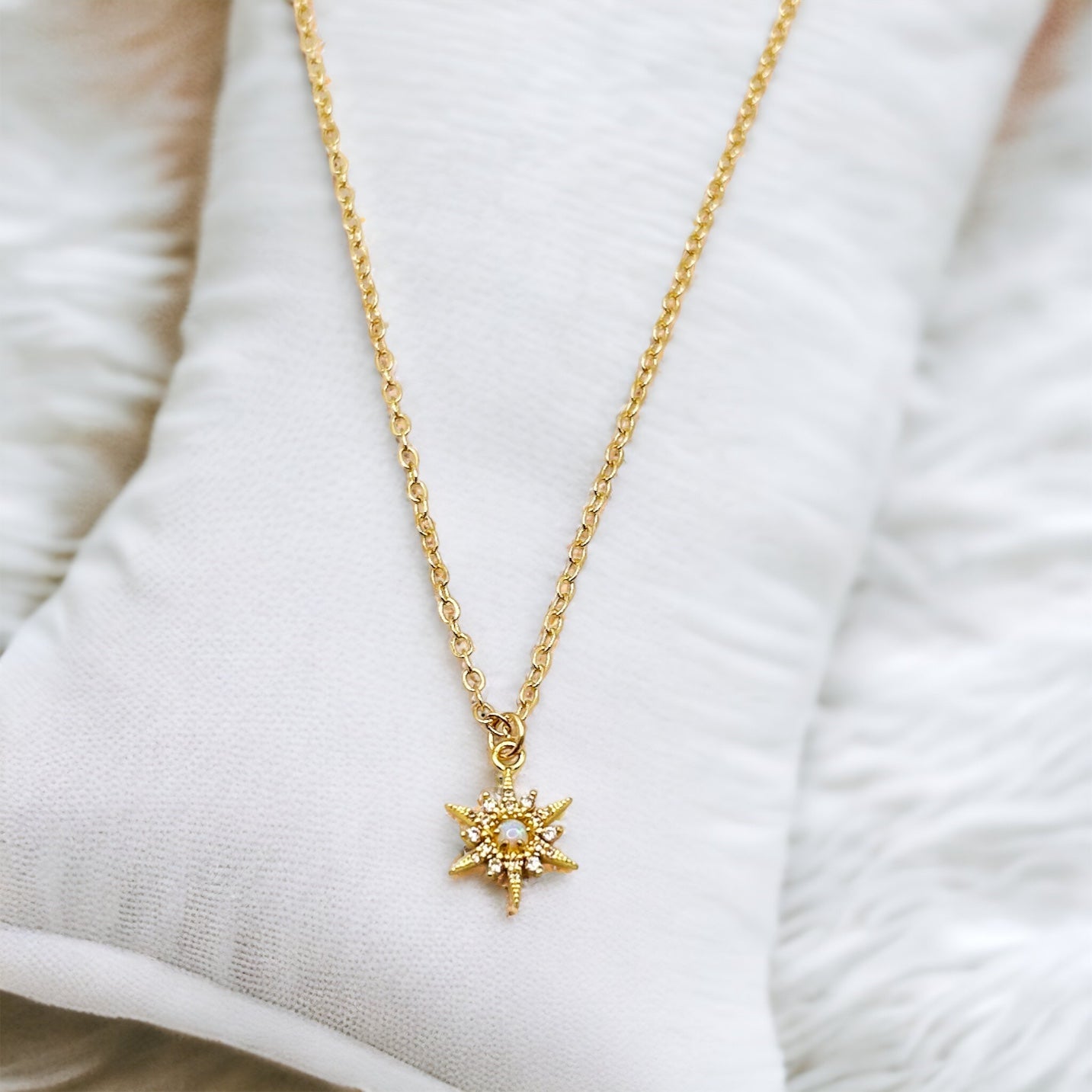 Stellina Opal Ster Necklace