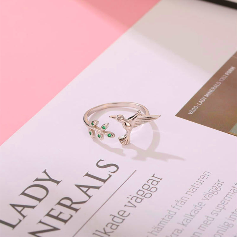 Kolibriring met Groene Zirkonia's in 925 Sterling Zilver