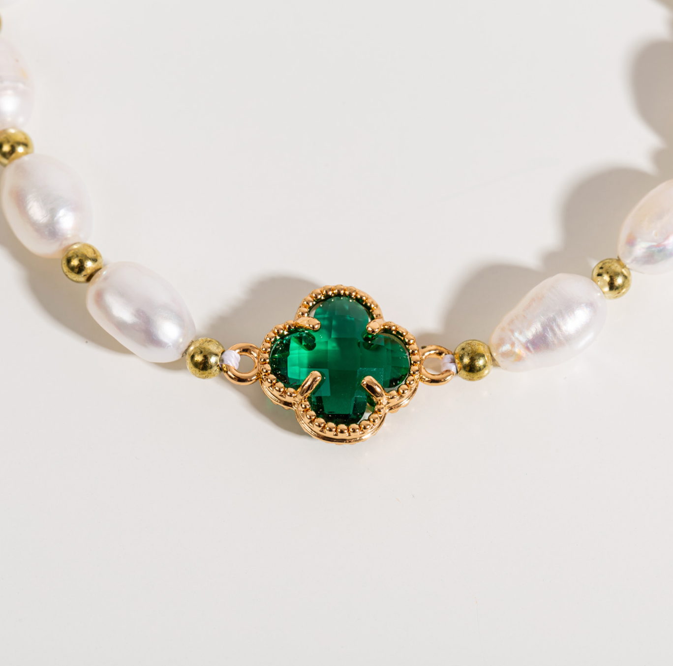 Smaragd Kloverleaf Armband met Smaragden en Parel in Goud