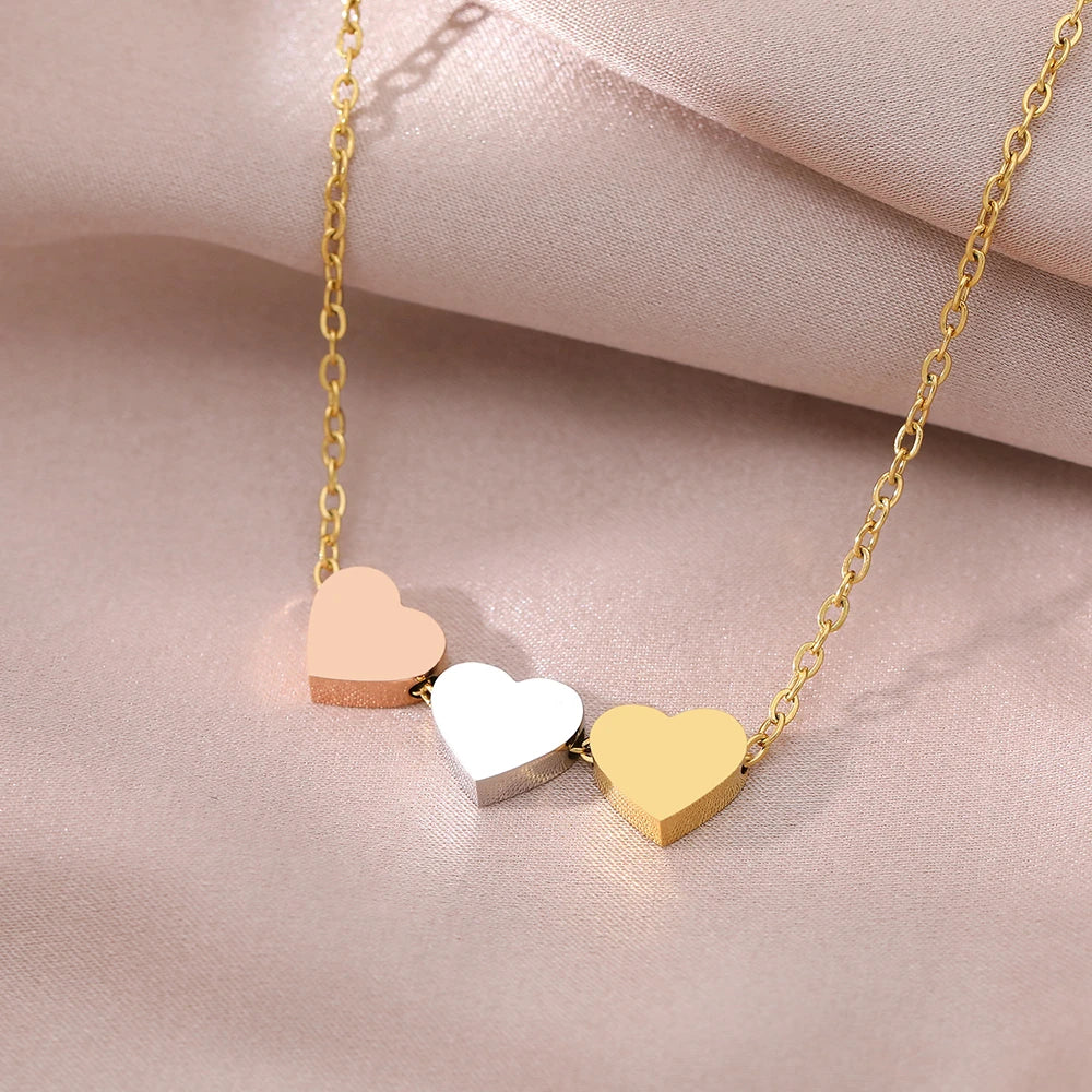 Drievoudige Hart Ketting in Goud