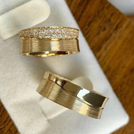 Vintage Gouden Ringen met Glitter