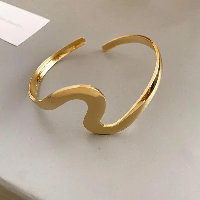Klassieke Gouden Golf Cuff Open Armband | Duurzame Ocean-Inspirerende Sieraden