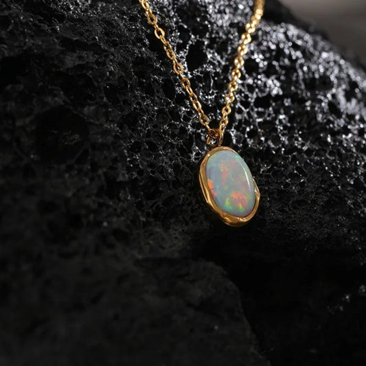 Vintage Glans Opal Steen Ketting