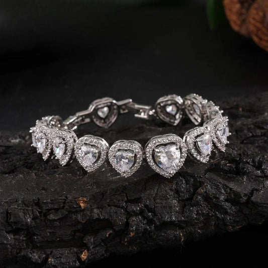 Zilveren Sprankelende Hart Bedel Armband