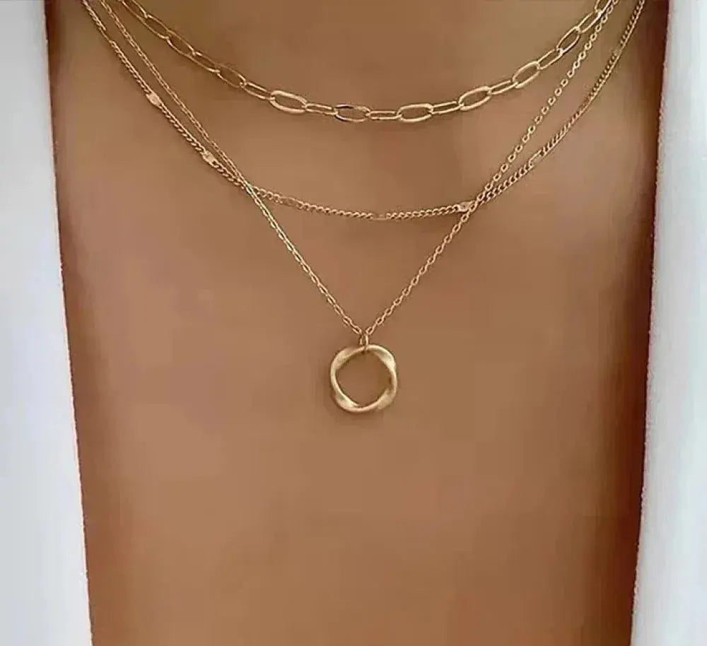 Klassieke Gouden Multi-Strand Ketting met Hanger